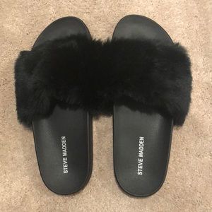 Steve Madden Black Furry Slides